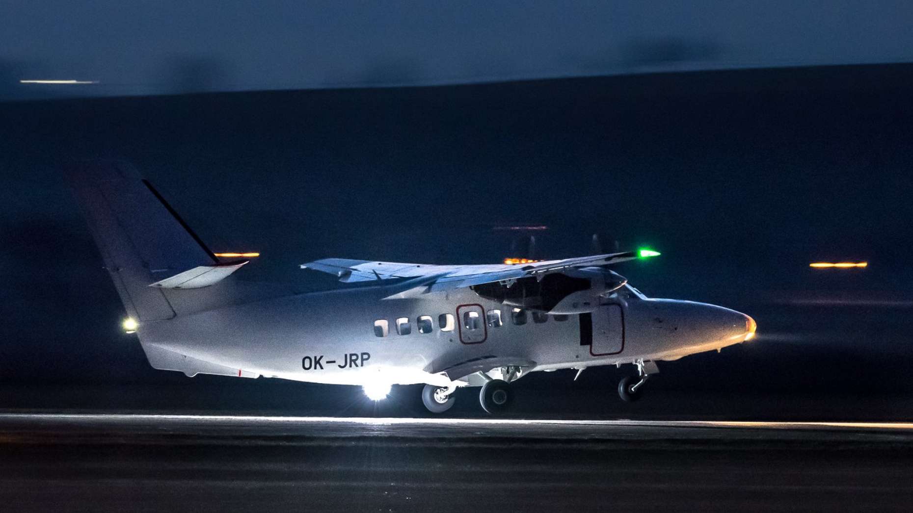 The L 410 NG from Kunovice is on its way to Dubai for a prestigious ...